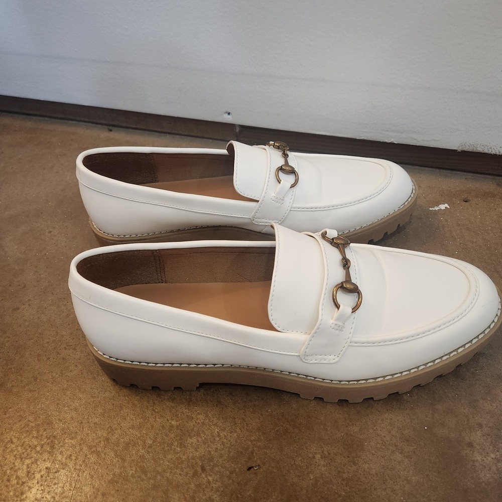 A New Day Women's White Loafers Size 10 - Picture 3 of 5